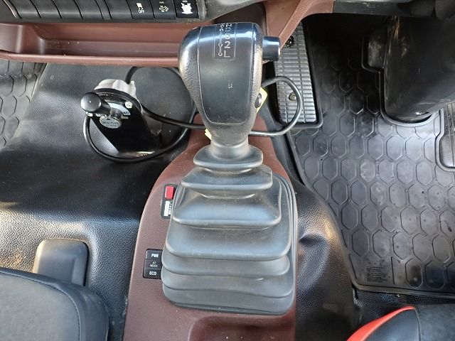 2018 Hino RANGER 2KG-FC2ABA (UW-6a98d8b47d1a7)[27]