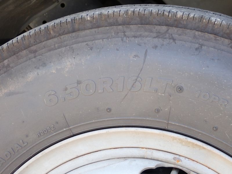 2003 Toyota Coaster KK-HZB40 (UW-6a98d8b58f33a)[42]