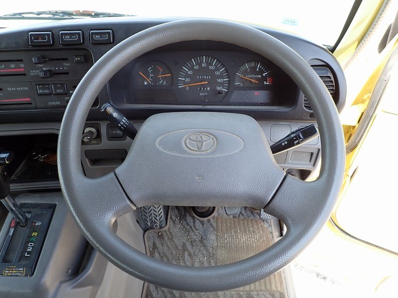 2003 Toyota Coaster KK-HZB40 (UW-6a98d8b58f33a)[11]
