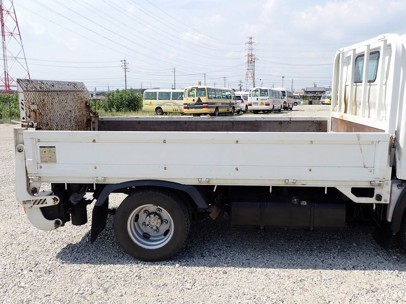 2005 Toyota Dyna Truck PB-XZU306 (UW-6a98d8b5d39ba)[23]