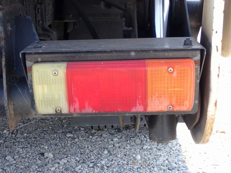 2005 Toyota Dyna Truck PB-XZU306 (UW-6a98d8b5d39ba)[54]