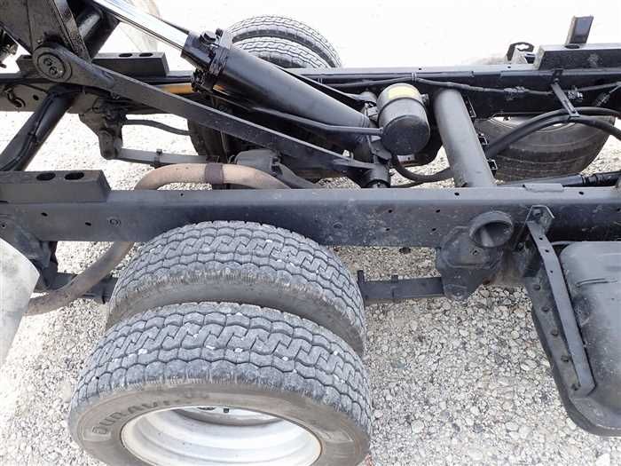 2004 Mitsubishi Fuso Canter KK-FE71CBD (UW-6a98d8b68917e)[27]