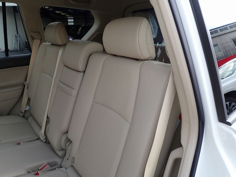 2023 Toyota Land Cruiser Prado 3BA-TRJ150W (UW-6a98d8b837cce)[32]