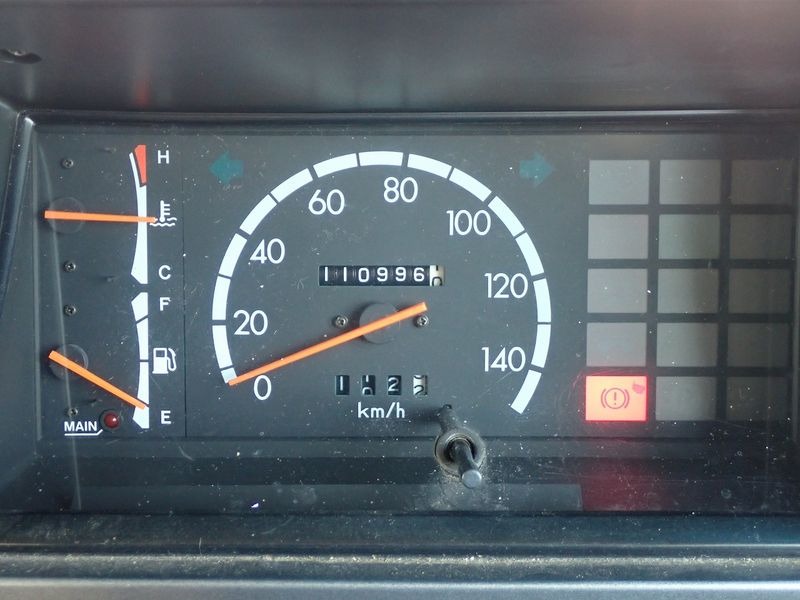 1986 Toyota Coaster P-HB31 (UW-6a98d8b853ecf)[32]