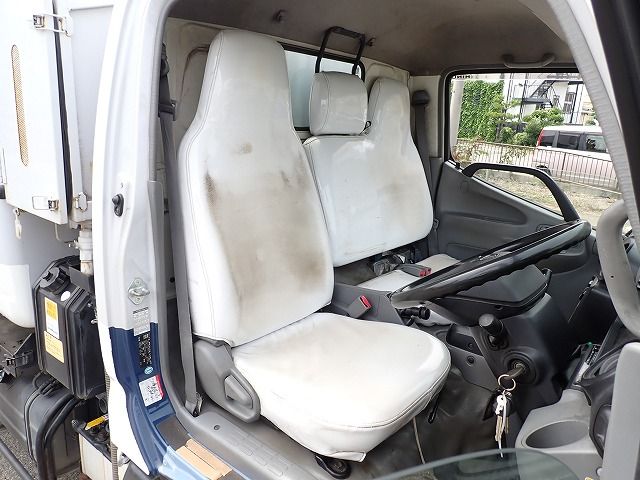 2017 Hino DUTRO TSG-XKU600X (UW-6a98d8bd90fe8)[16]