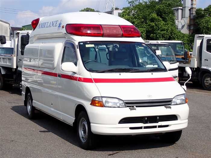 2004 Toyota Granvia TC-VCH38S (UW-6a98d22ef1900)[6]
