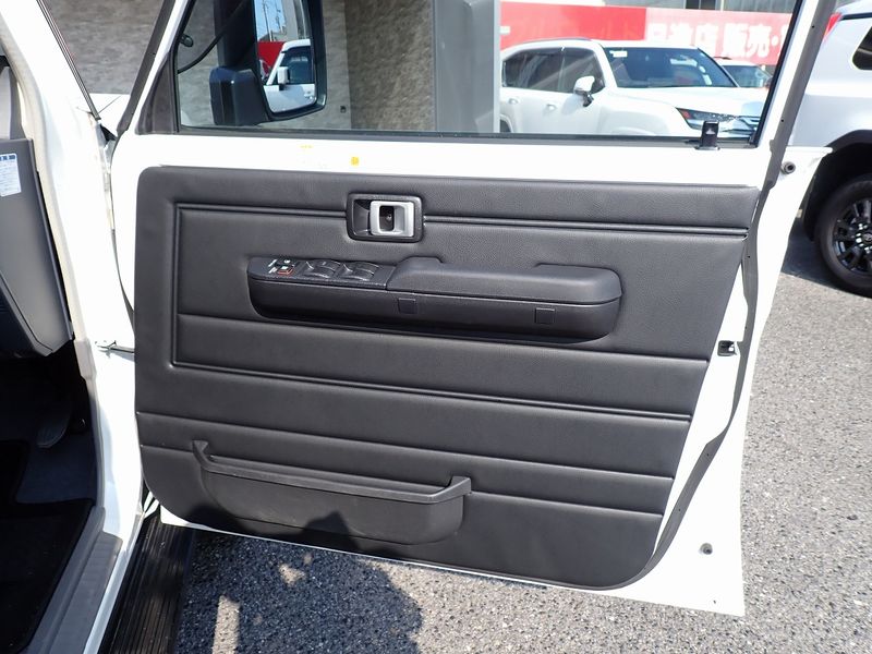 2024 Toyota Land Cruiser 70 3DA-GDJ76W (UW-6a98d8c04f072)[14]
