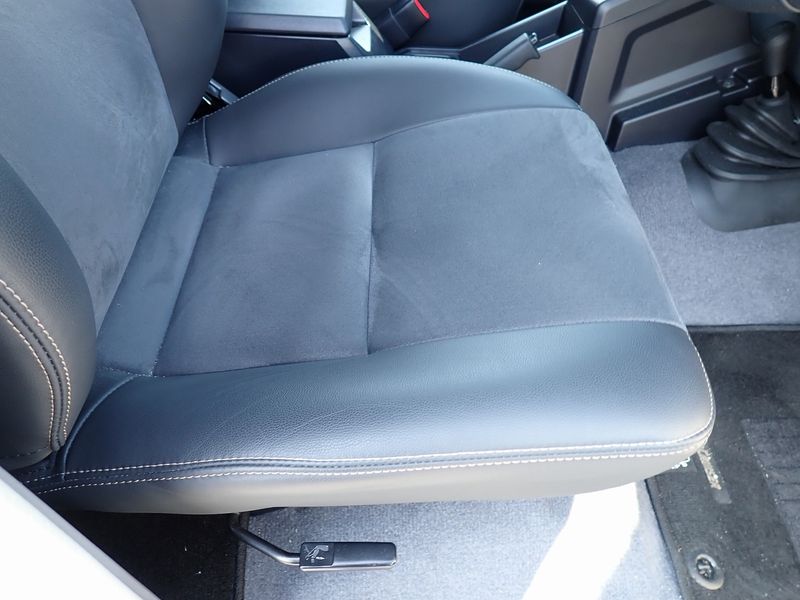 2024 Toyota Land Cruiser 70 3DA-GDJ76W (UW-6a98d8c04f072)[12]