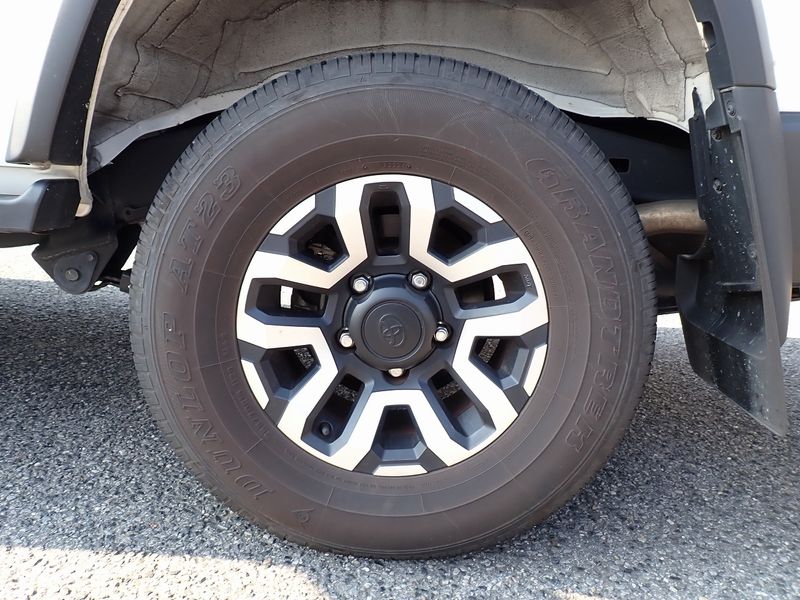 2024 Toyota Land Cruiser 70 3DA-GDJ76W (UW-6a98d8c04f072)[51]
