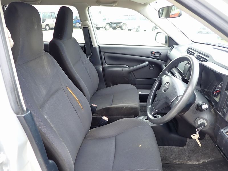 2015 Toyota Succeed DBE-NCP160V (UW-6a98d8c14aa3e)[19]