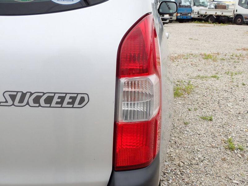 2015 Toyota Succeed DBE-NCP160V (UW-6a98d8c14aa3e)[43]