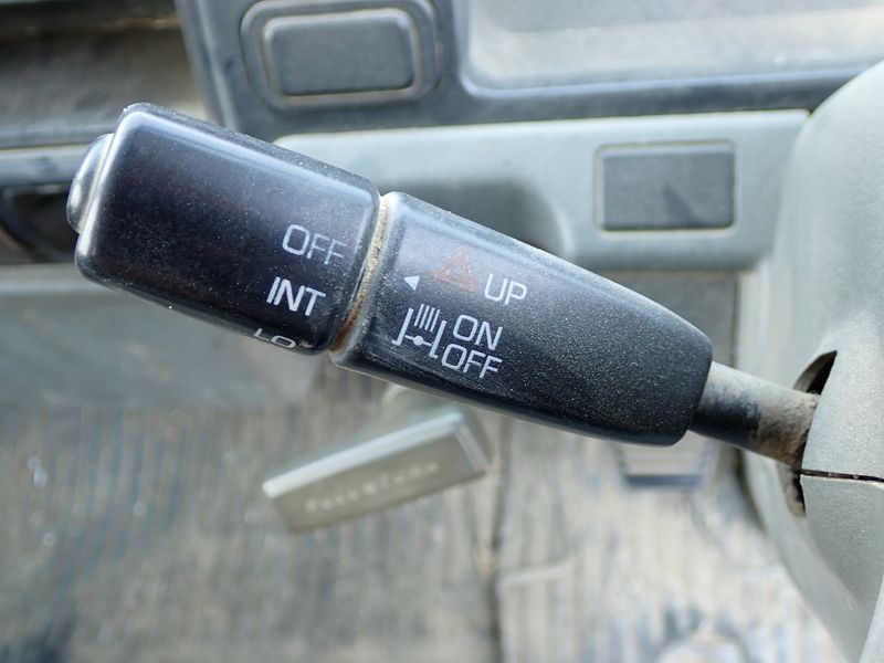2001 Mitsubishi Canter KK-FE51CBD (UW-6a98d8c27322b)[26]