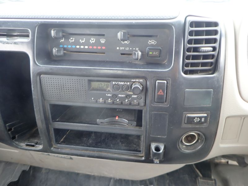 2008 Hino DUTRO BDG-XZU314T (UW-6a98d8c3b424c)[27]