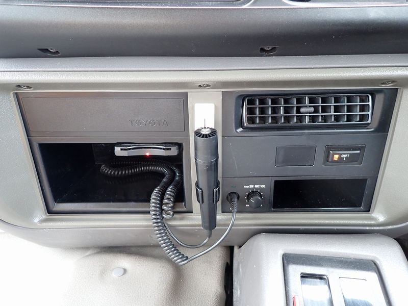 2012 Toyota Coaster SDG-XZB40 (UW-6a98d8c5d7588)[35]