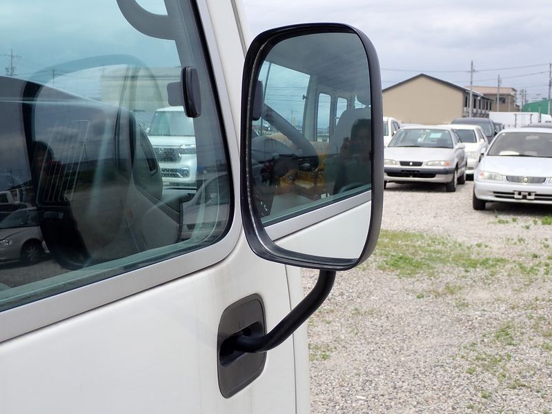 2012 Toyota Coaster SDG-XZB40 (UW-6a98d8c5d7588)[48]