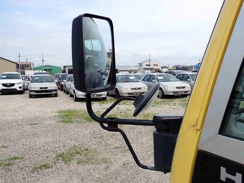 2012 Hino Liesse II SDG-XZB40M (UW-6a98d8c5e0b99)[47]