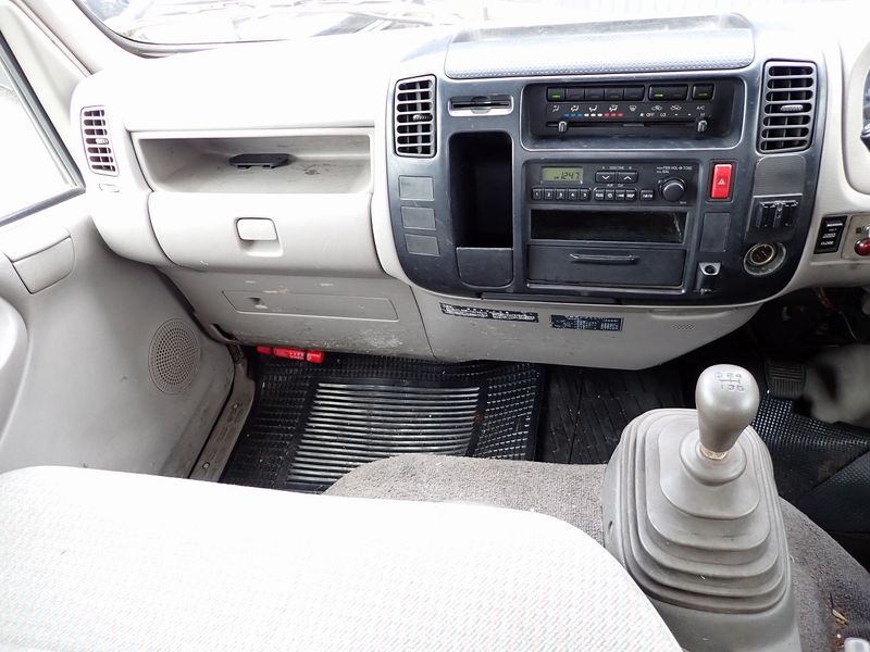 2001 Hino DUTRO KK-XZU307M (UW-6a98d8c6e7b09)[29]