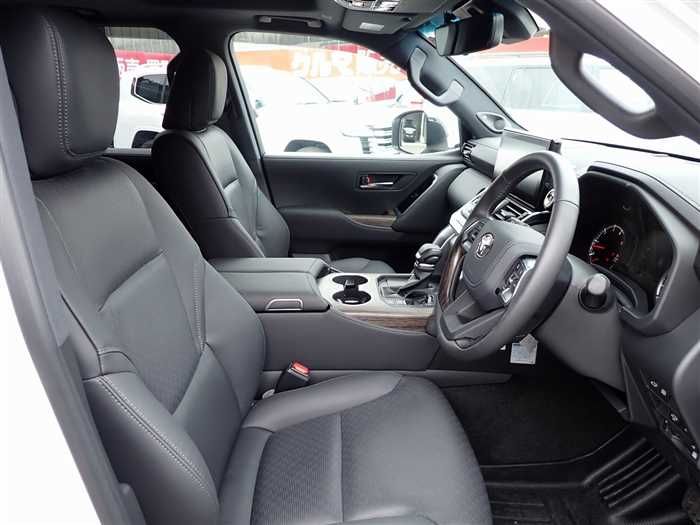 2024 Toyota Land Cruiser 3DA-FJA300W (UW-6a98d8c7e6b05)[11]