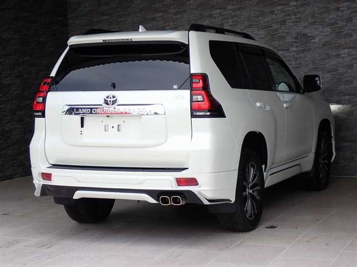 2022 Toyota Land Cruiser Prado 3BA-TRJ150W (UW-6a98d8cb05d44)[4]