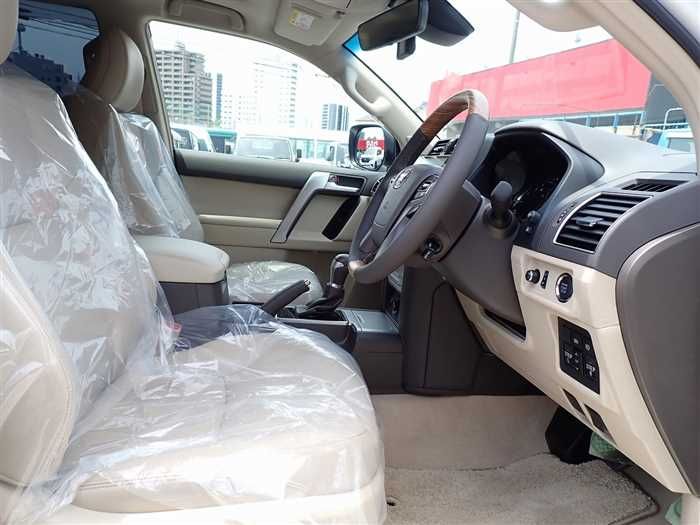 2022 Toyota Land Cruiser Prado 3BA-TRJ150W (UW-6a98d8cb05d44)[11]