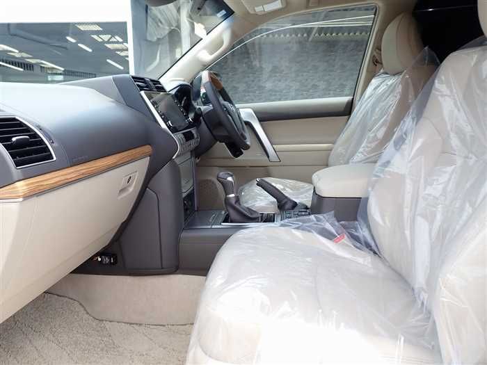 2022 Toyota Land Cruiser Prado 3BA-TRJ150W (UW-6a98d8cb05d44)[12]