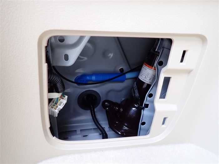 2022 Toyota Land Cruiser Prado 3BA-TRJ150W (UW-6a98d8cb05d44)[17]