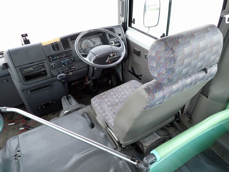 2002 Nissan Civilian Bus KK-BVW41 (UW-6a98d8cbdf37c)[19]