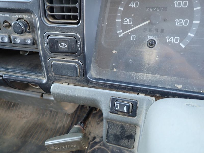 1994 Mitsubishi Canter U-FE517BD (UW-6a98d8cdb6346)[32]