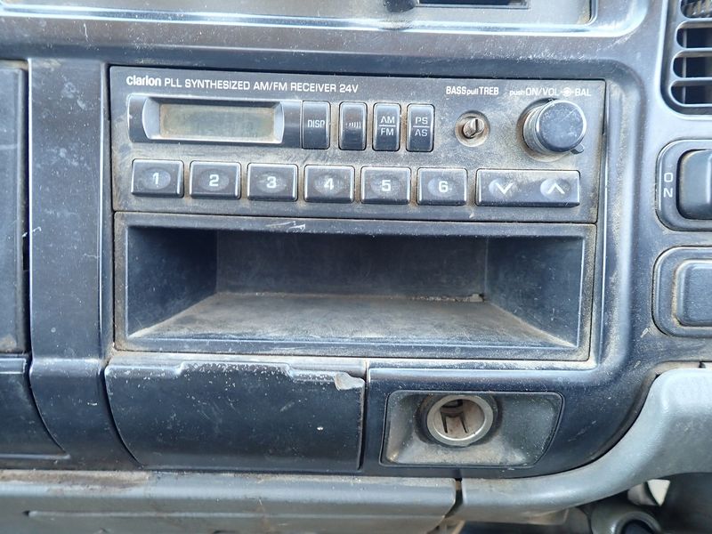 1994 Mitsubishi Canter U-FE517BD (UW-6a98d8cdb6346)[37]