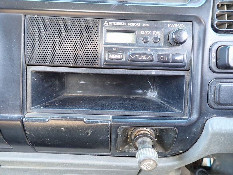 1995 Mitsubishi Canter U-FE517BD (UW-6a98d8cf15d45)[39]