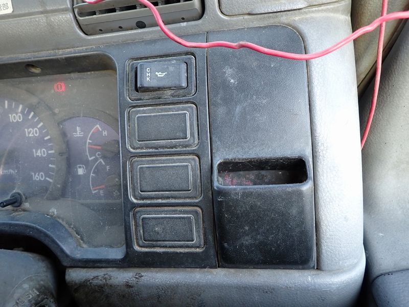 2004 Mitsubishi Canter KK-FE70CB (UW-6a98d8d02861f)[34]
