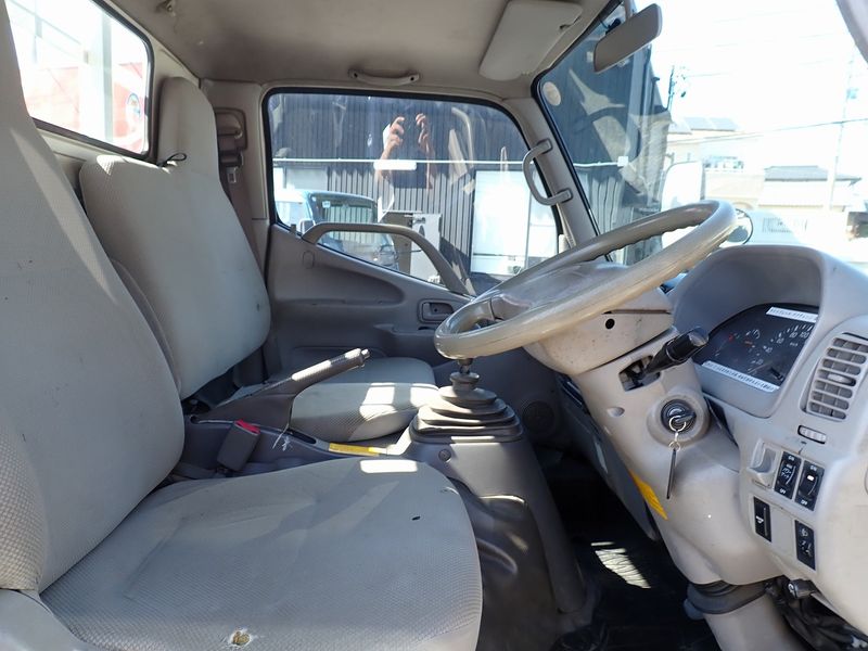 2008 Toyota Dyna Truck BDG-XZU368 (UW-6a98d8d22bda5)[18]