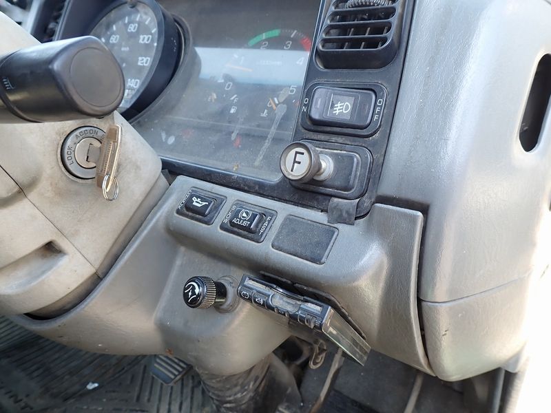 1997 Mitsubishi Canter KC-FE507B (UW-6a98d8d3294a7)[24]