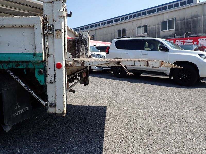 1997 Mitsubishi Canter KC-FE507B (UW-6a98d8d3294a7)[14]