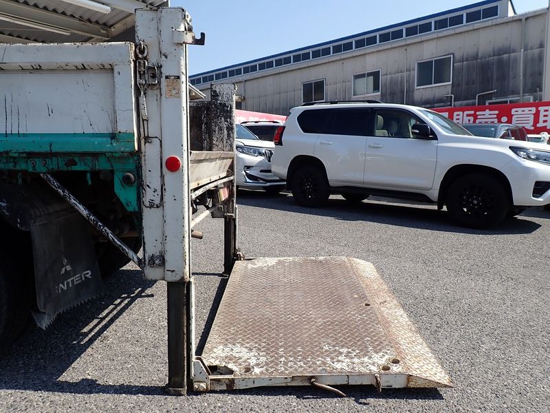 1997 Mitsubishi Canter KC-FE507B (UW-6a98d8d3294a7)[15]