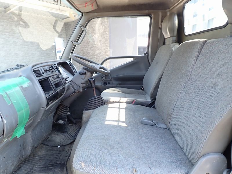 1997 Mitsubishi Canter KC-FE507B (UW-6a98d8d3294a7)[33]