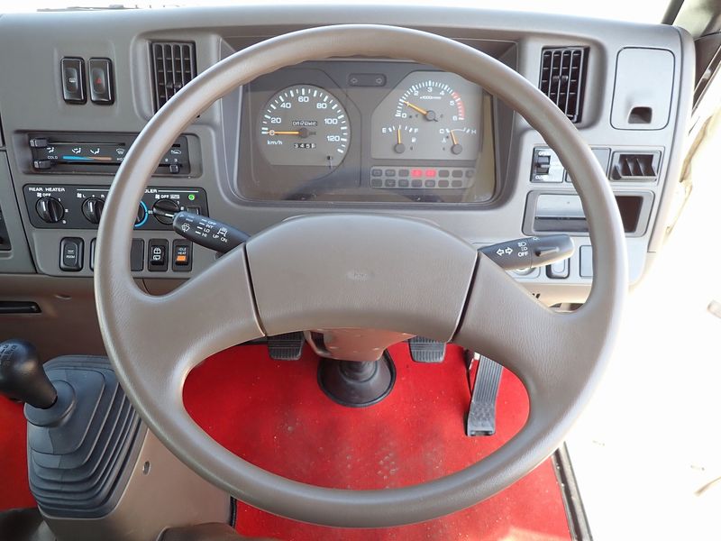 1997 Nissan Civilian Bus KC-RGW40 (UW-6a98d8d494731)[29]