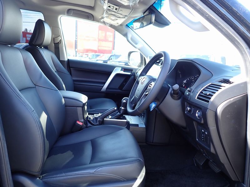 2022 Toyota Land Cruiser Prado 3BA-TRJ150W (UW-6a98d8d6e285e)[21]