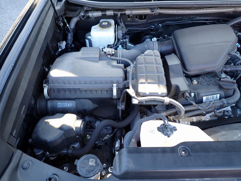 2022 Toyota Land Cruiser Prado 3BA-TRJ150W (UW-6a98d8d6e285e)[48]
