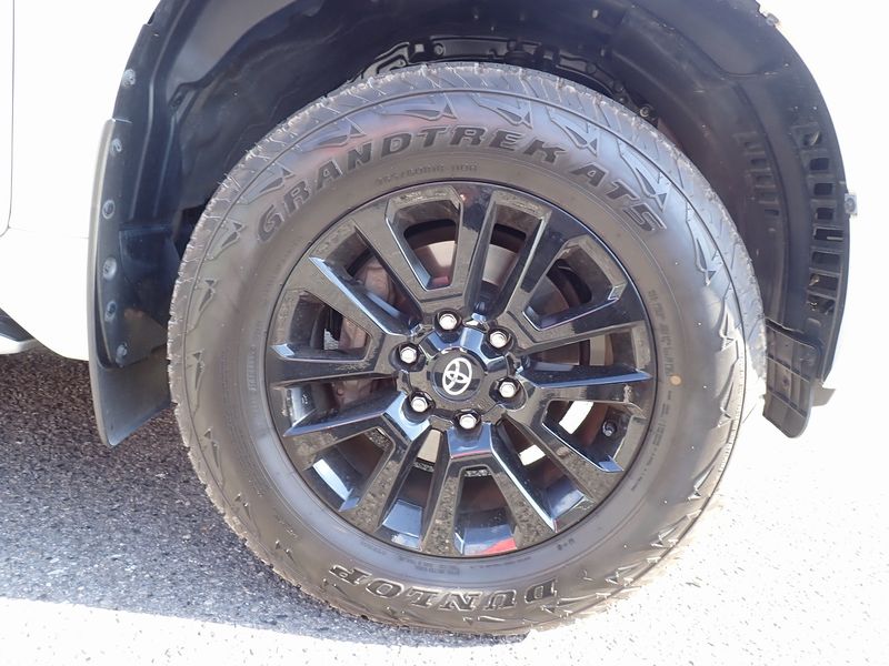 2022 Toyota Land Cruiser Prado 3BA-TRJ150W (UW-6a98d8d896f8e)[12]