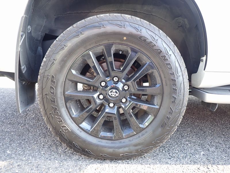 2022 Toyota Land Cruiser Prado 3BA-TRJ150W (UW-6a98d8d896f8e)[8]