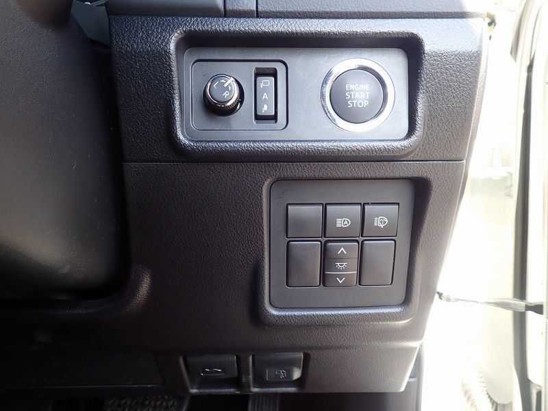 2022 Toyota Land Cruiser Prado 3BA-TRJ150W (UW-6a98d8d896f8e)[35]