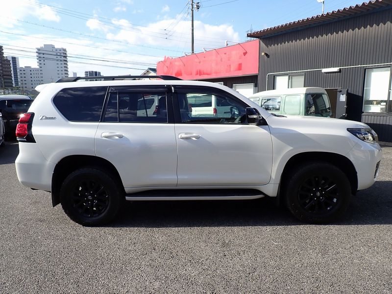 2022 Toyota Land Cruiser Prado 3BA-TRJ150W (UW-6a98d8d896f8e)[5]