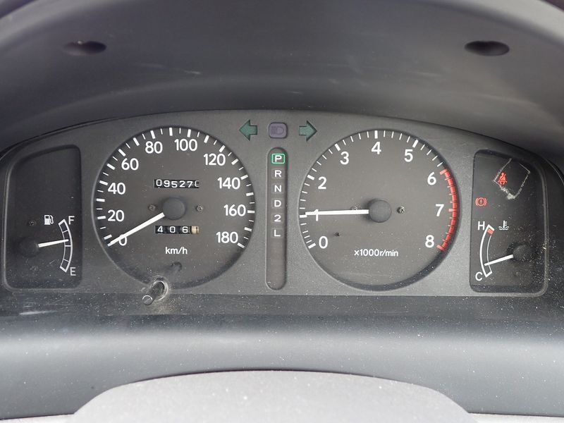 2000 Toyota Corolla GF-AE110 (UW-6a98d8dc6a640)[37]