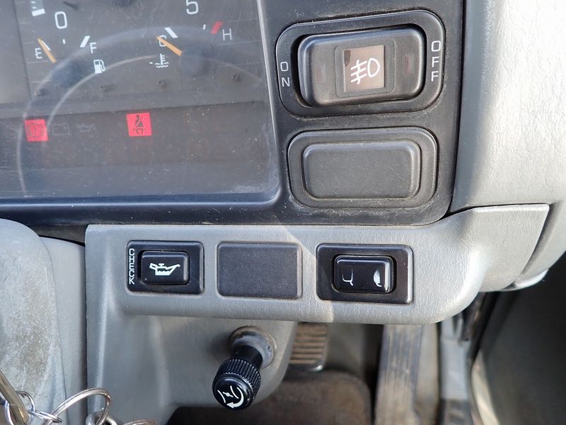 1996 Mitsubishi Canter KC-FE507BT (UW-6a98d8deaa542)[32]