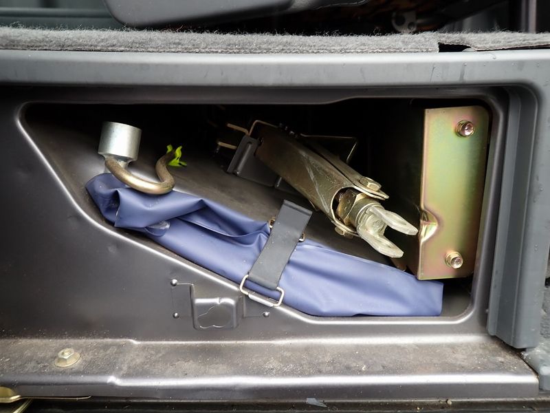 1998 Honda Acty Van V-HH3 (UW-6a98d8def3d98)[22]