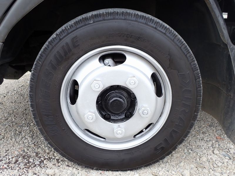 1995 Mitsubishi Canter U-FE507B (UW-6a98d8e098f38)[10]