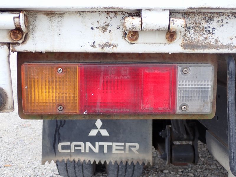 1995 Mitsubishi Canter U-FE507B (UW-6a98d8e098f38)[37]