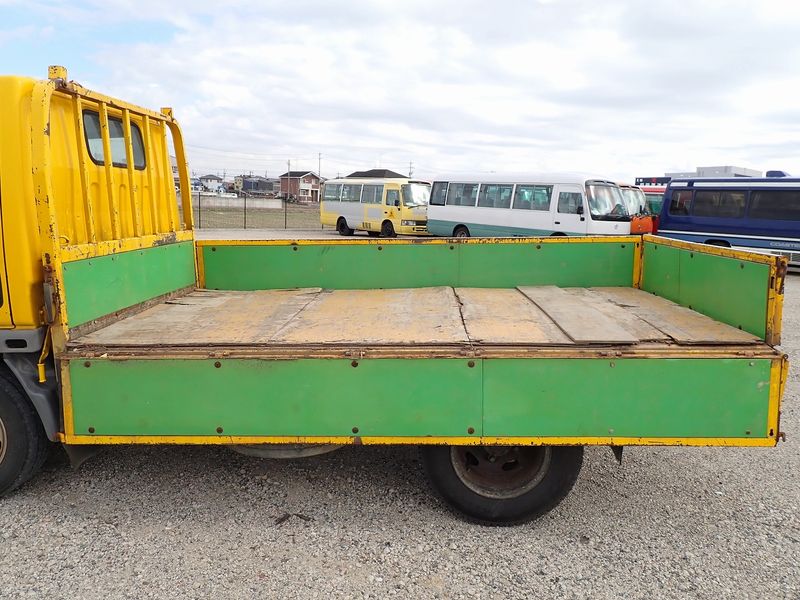 1997 Mitsubishi Canter KC-FG507B (UW-6a98d8e2d730e)[32]