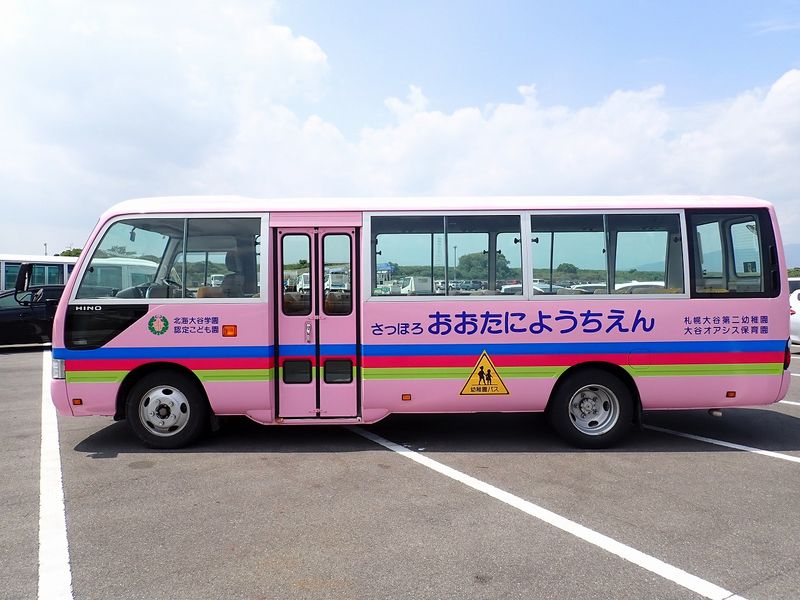 2013 Hino Liesse II SDG-XZB50M (UW-6a98d8e793123)[1]